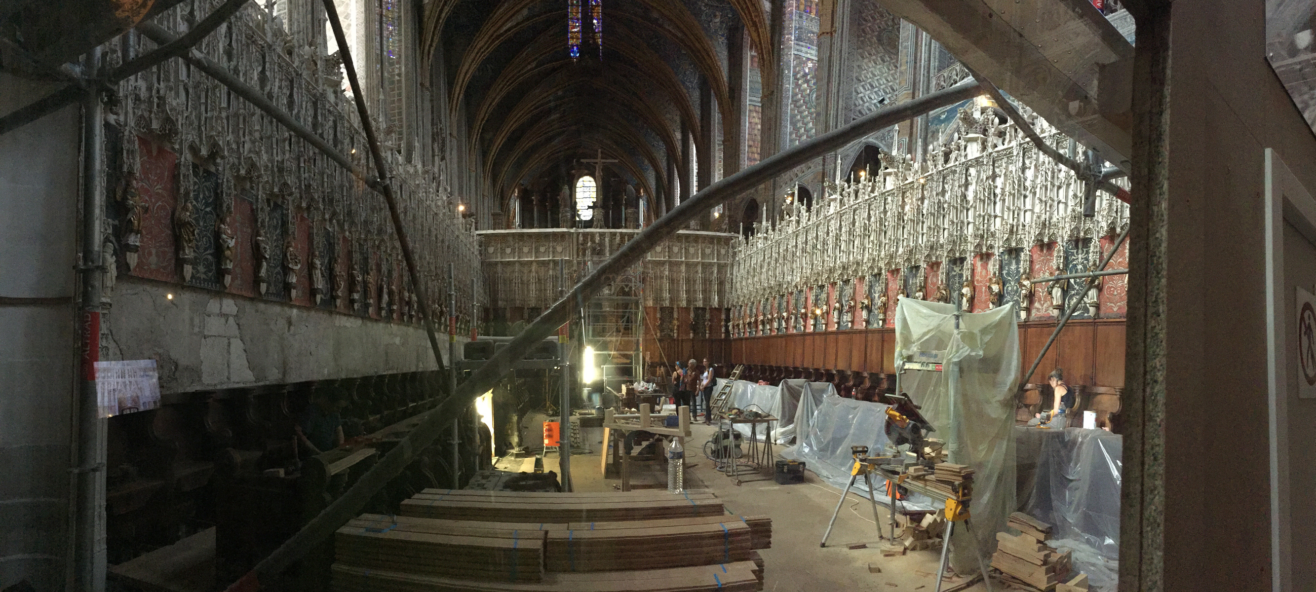Albi Cathedral choir conservation in progress