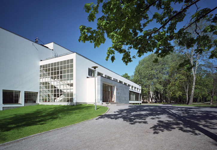 The 2014 World Monuments Fund/Knoll Modernism Prize was awarded to the Finnish Committee for the Restoration of Viipuri Library, with the Central City Alvar Aalto Library, for the restoration of Viipuri Library in Vyborg, the Russian Federation.