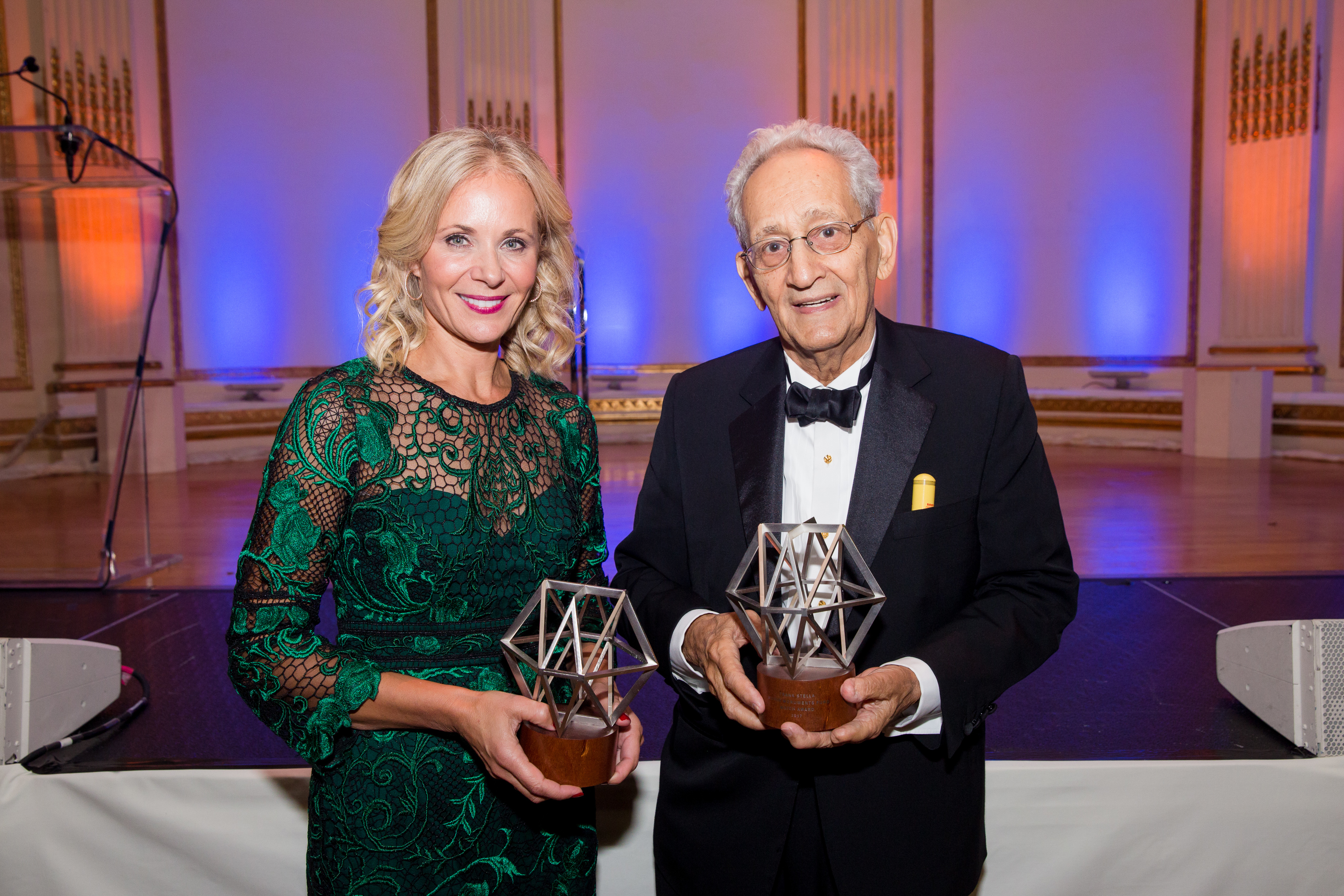From left: Deborah Lehr (2017 Hadrian Award) and Frank Stella (2017 Watch Award) (photo: Liz Ligon)