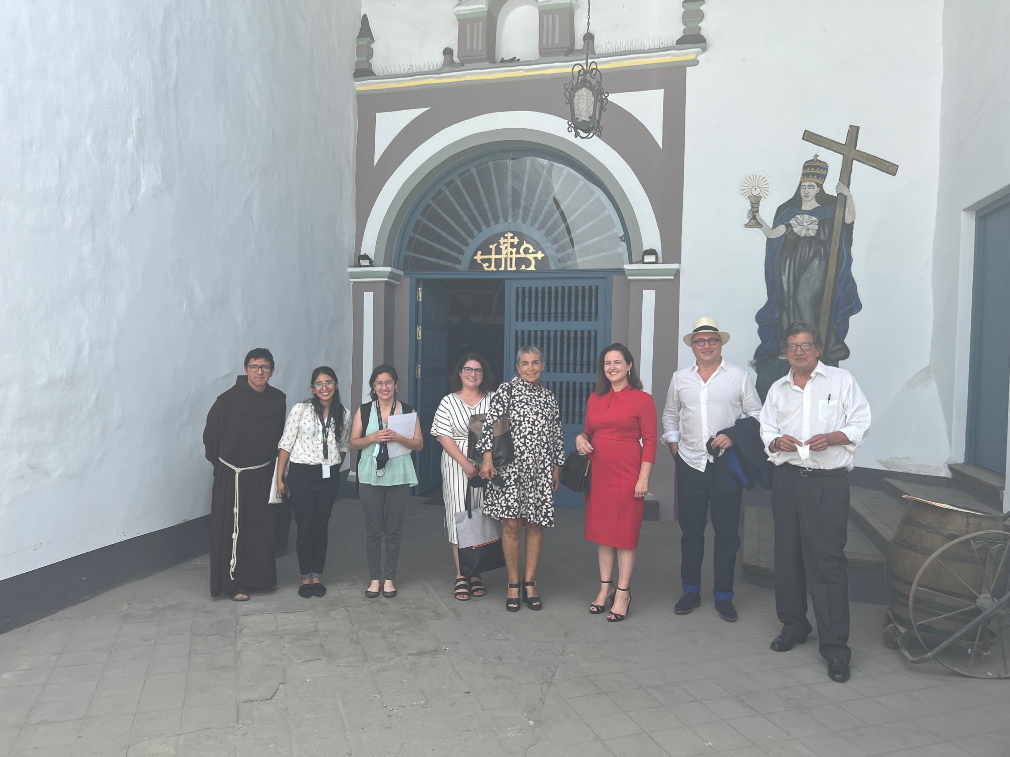 Group photo of the WMF team with our partner from the  Convento de los Descalzos in Peru. 