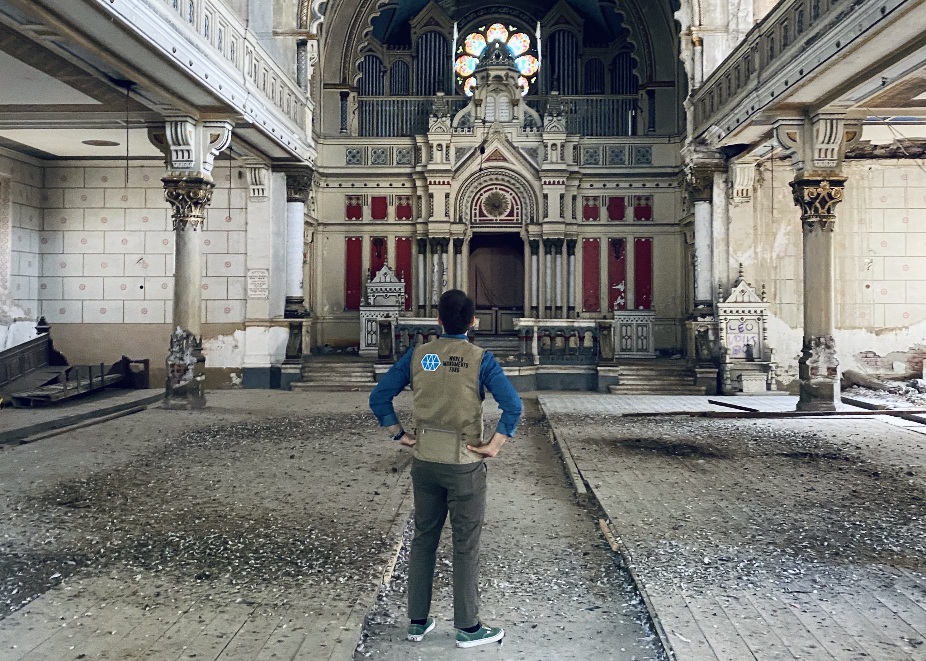 Program Manager Javier Ors Ausín assessing the condition of Fabric Synagogue, Romania.