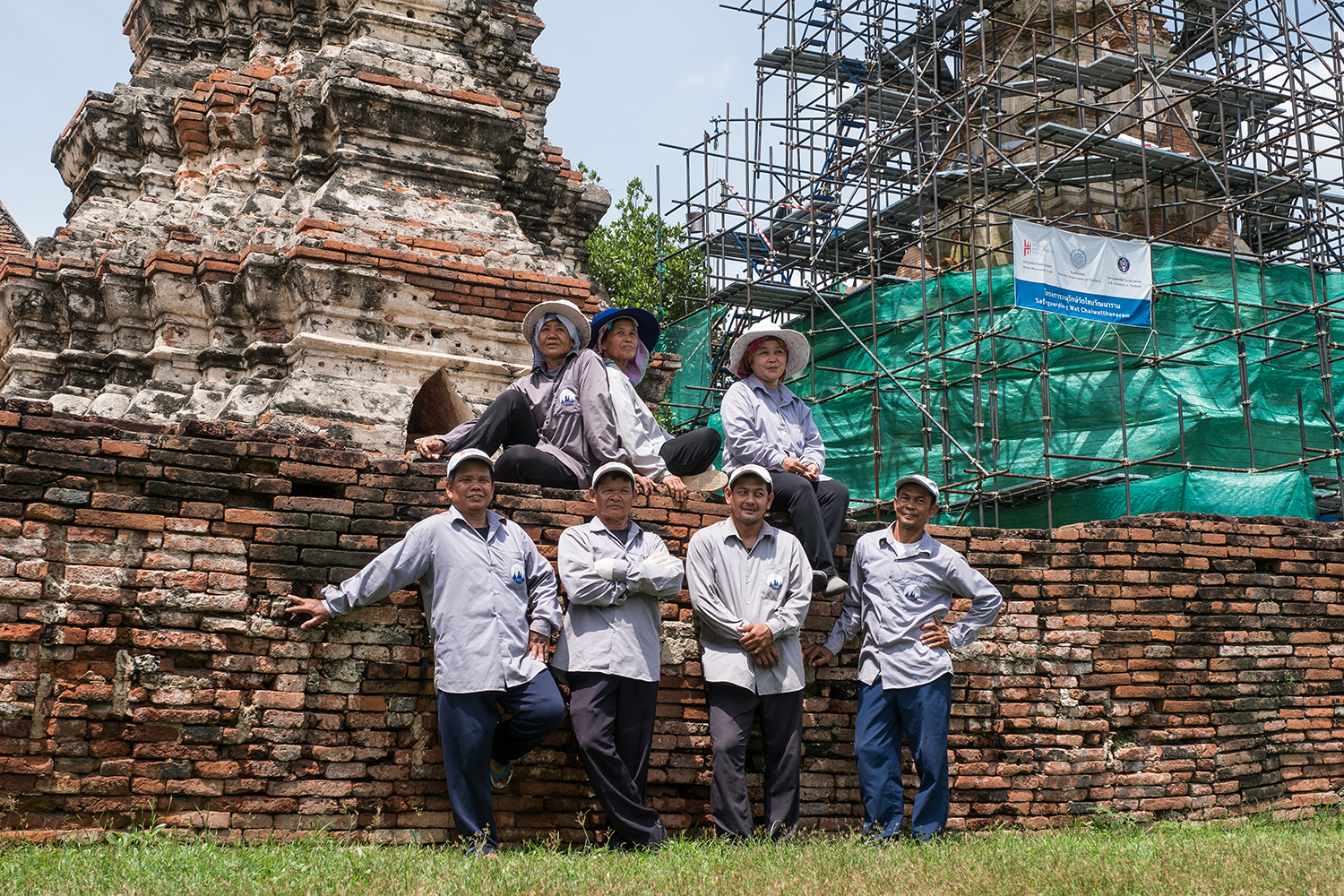 Seven WMF technicians at Wat Chaiwatthanaram, 2017.