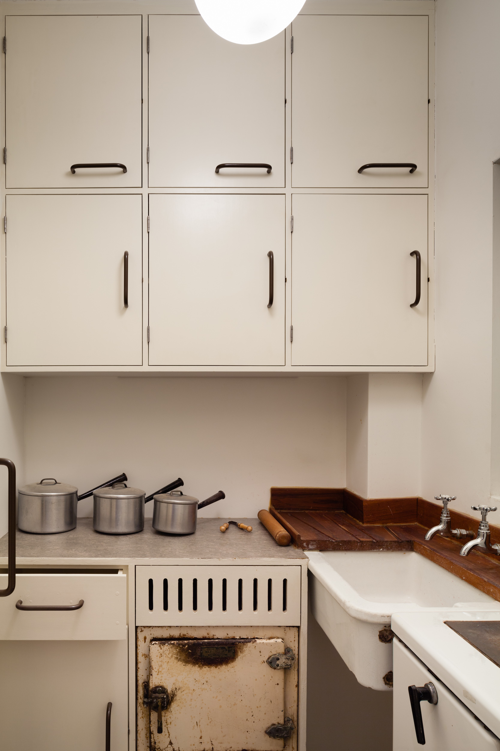 An archetypal kitchen is set up in the Isokon Gallery to give a feel for the interior residential spaces.