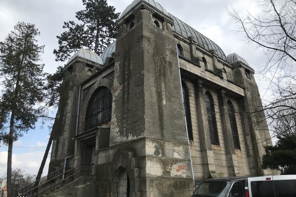 The exterior of the Kindler Chapel, 2019.