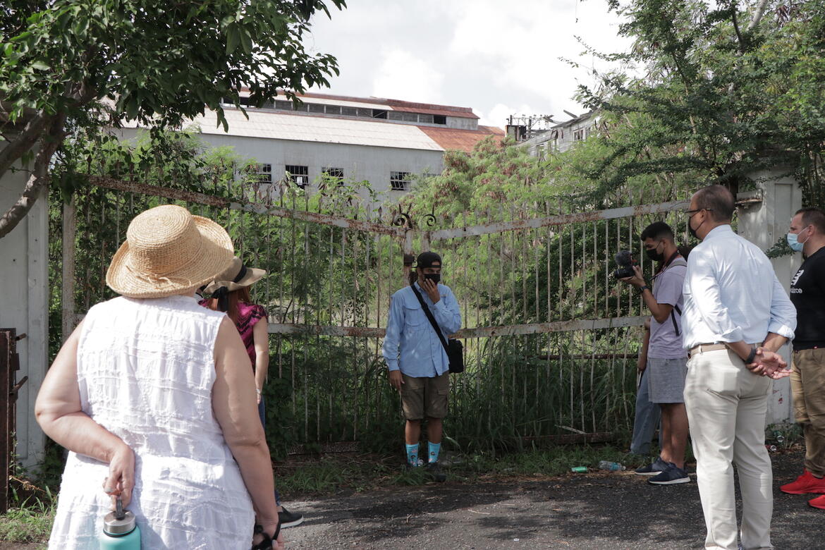 Guided tour through the historic houses of the Company Town and the industrial area.