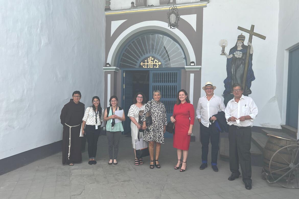 Group photo of the WMF team with our partner from the  Convento de los Descalzos in Peru. 