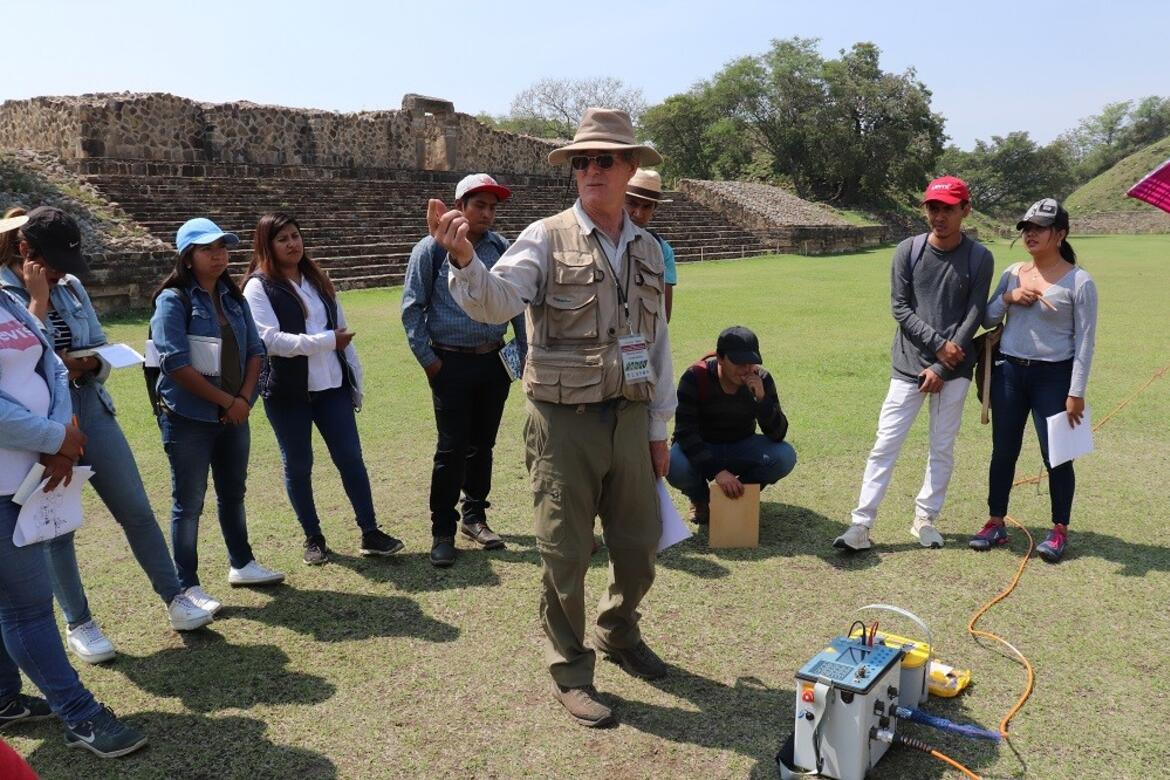 A review of new technologies that are being implemented at the Monte Albán.