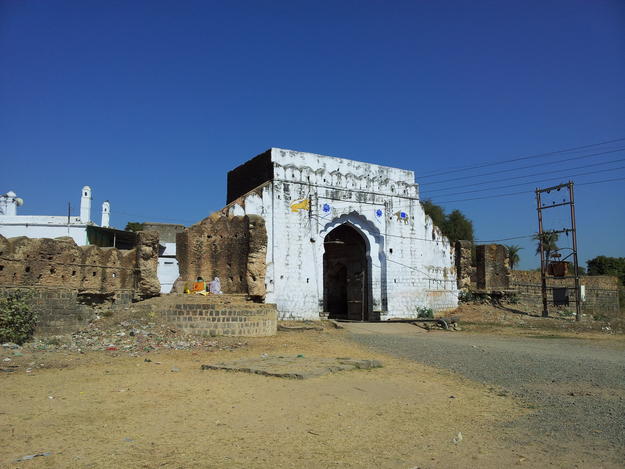 Mahidpur Fort, before conservation