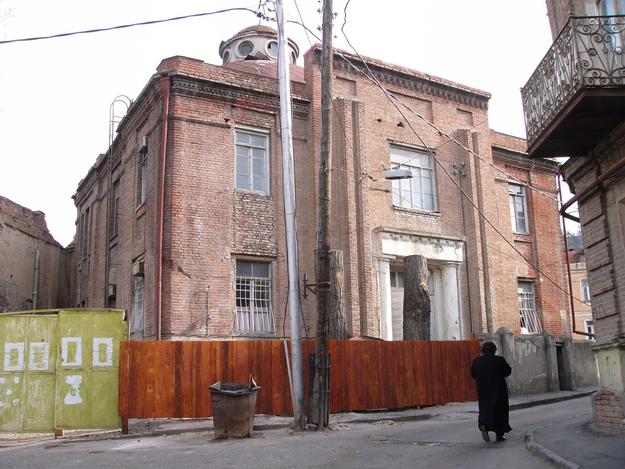 The synagogue site was fenced during stabilization works, 2005