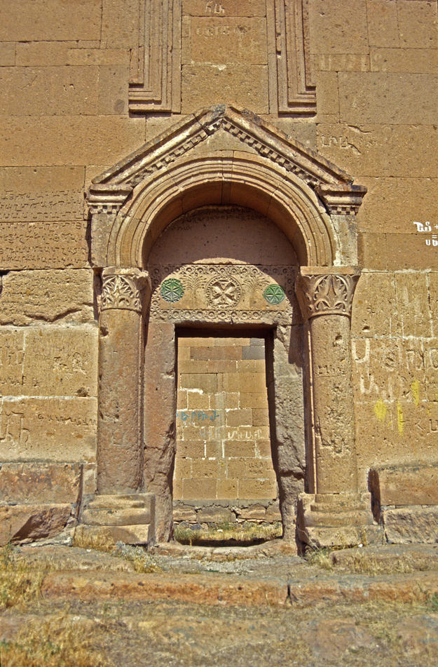 A detailed view of a doorway, 1995