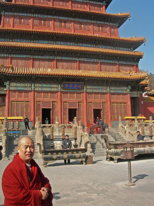 The temple remains the only active religious site at Chengde, 2006