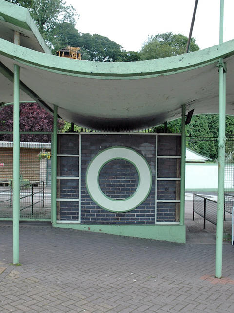 TECTON BUILDINGS AT DUDLEY ZOOLOGICAL GARDENS