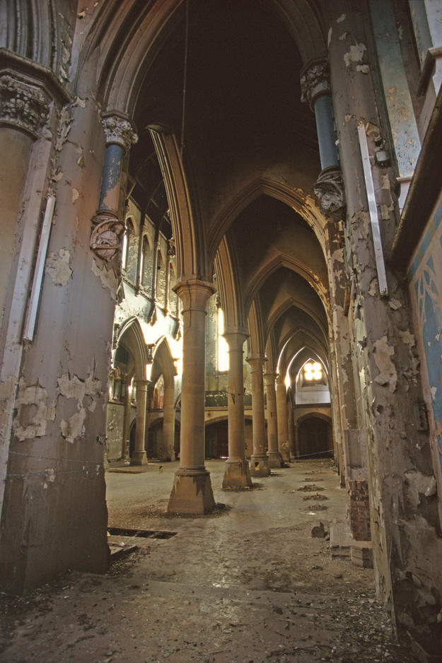 Interior damaged by inadequate maintenance, vandalism, and looting , 1996