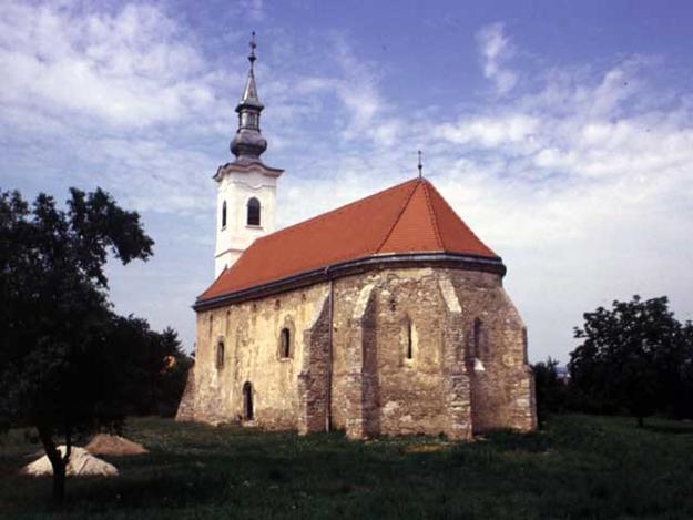 Túrony Church