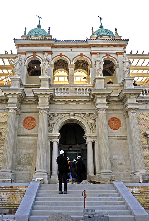 Baroque entrance during conservation, 2014