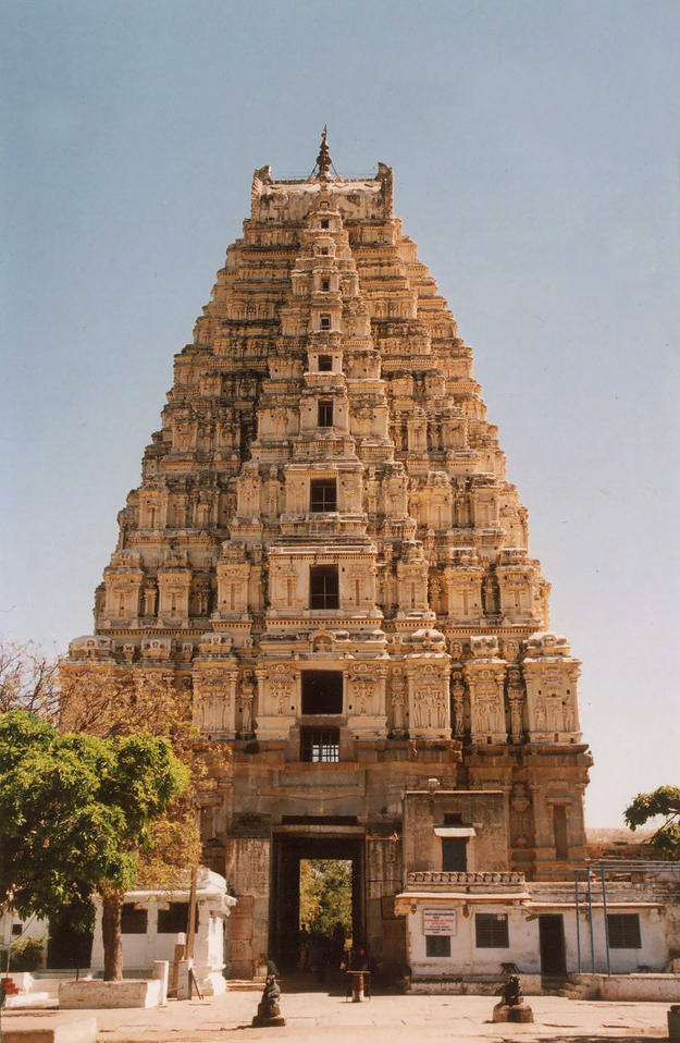 Façade of Virupaksha Temple, 2006