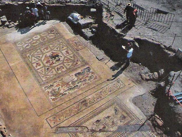 The Roman Lod mosaic in the year of its discovery, 1996