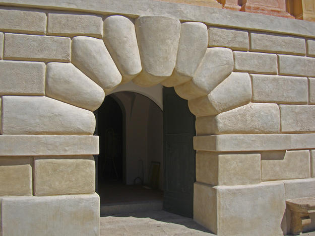 Detail of the entrance , 2009