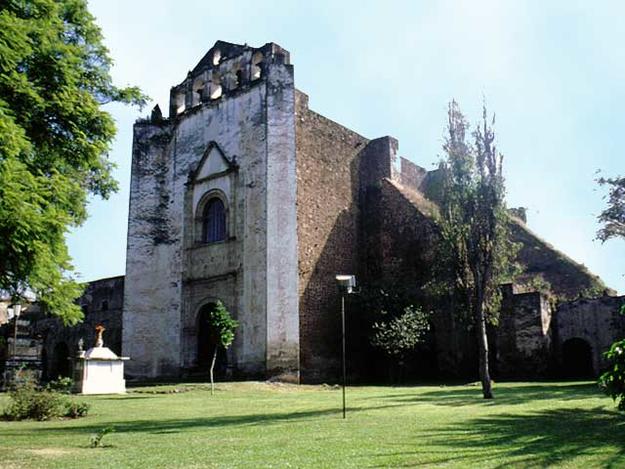 Monasteries of San Juan Bautista Tetela del Volcán and Tlayacapan