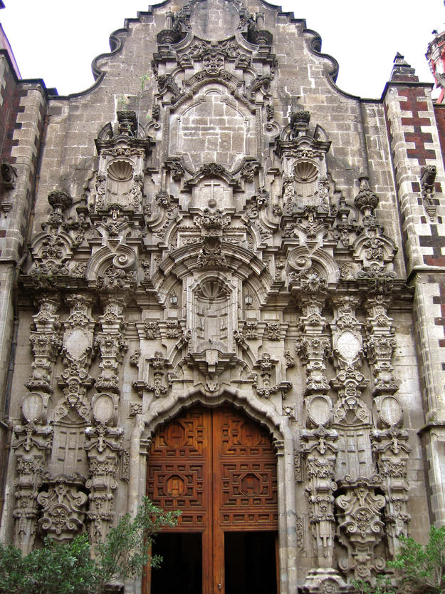 Entrance to the Church of San Francisco, 2007