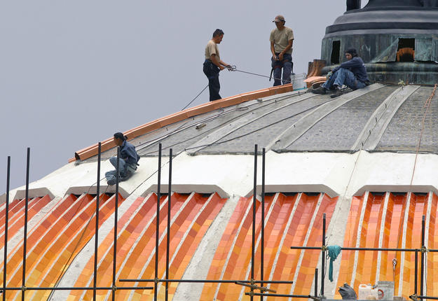 Roof of the Palace of Fine Arts during conservation, 2004
