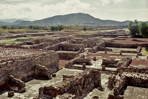 Overview of the archaeological site, 1998