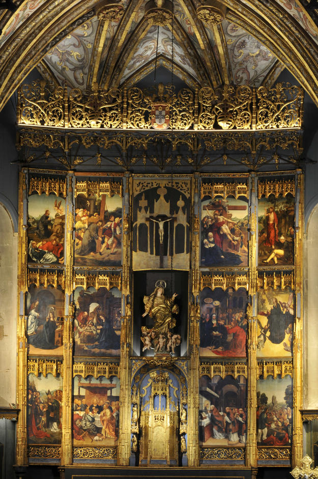 Sixteenth-century main altarpiece in the high choir after conservation, 2014
