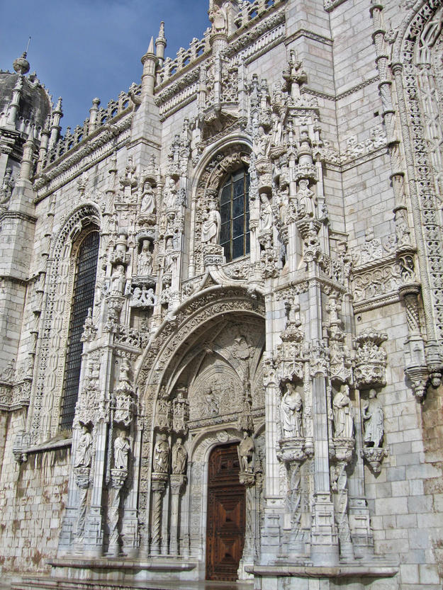 Late Gothic façade, 2002