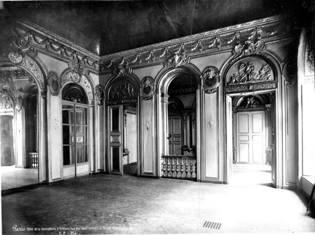 Médéric Mieusement, The Grand Salon of the Chancellerie d’Orléans, 1889. Courtesy of Médiathèque de architecture and heritage. RMN-GP.