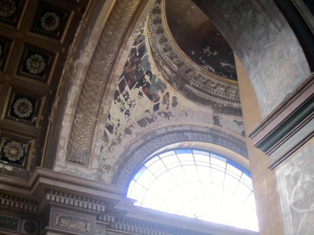 Pendentive of dome, before restoration, 2013.