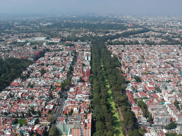 Aerial view of the Canal Nacional towards the west, 2018.