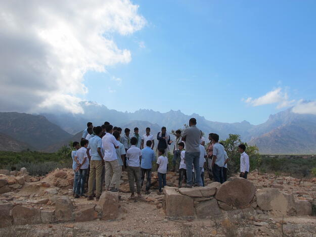 School children learning about Soqotri heritage with members of the Soqotra Heritage Project team, 2019.