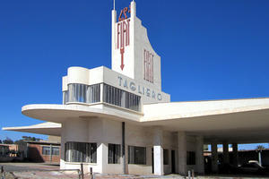 Fiat Tagliero Building, Asmara. Photo: David Stanley for Wikimedia Commons