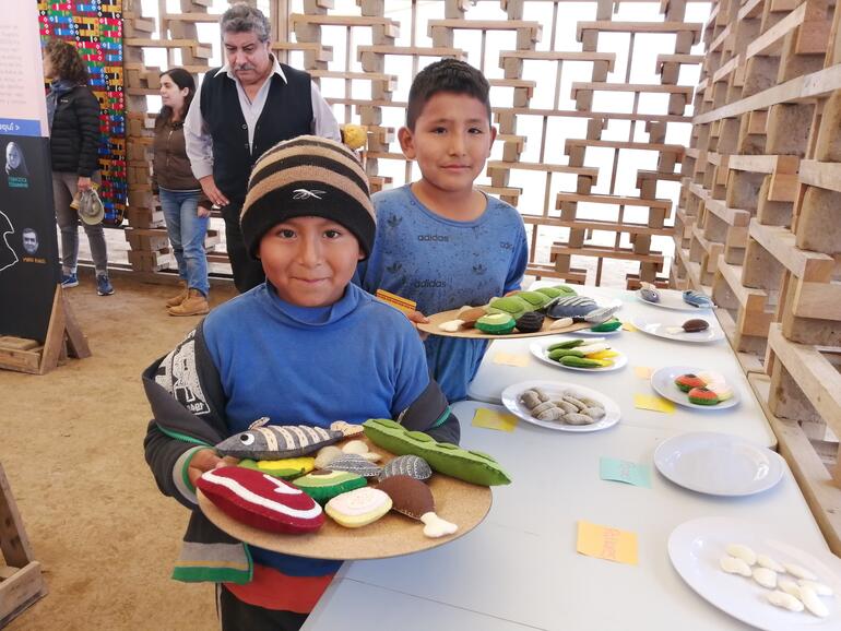 School children at the grand opening of the new interpretation center in Cerro de Oro, Peru, 2019.