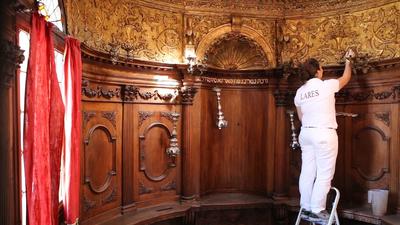 Canton Synagogue: The restoration of the gilded wood decorations