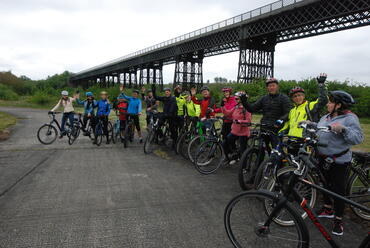 A cycling trip organized by the Friends of Bennerley Viaduct and Nottingham-based Raleigh Cycles, 2017.